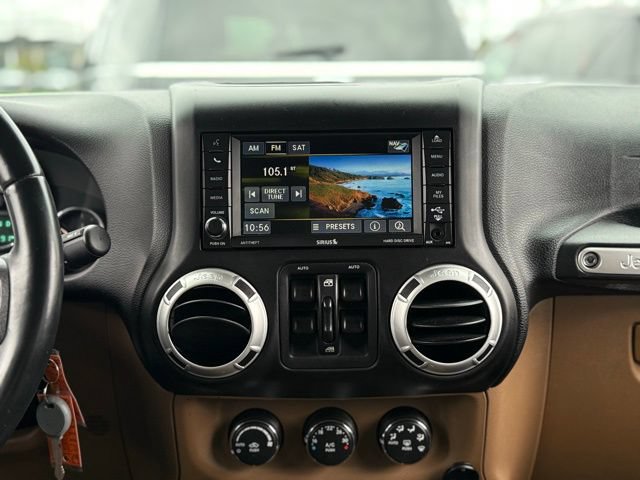 Used 2015 Jeep Wrangler Unlimited Sahara w/ Dual Top Group AWD/4WD image 22