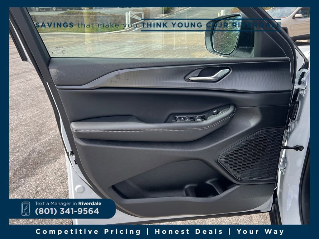 New 2026 Jeep Grand Cherokee Laredo X image 10