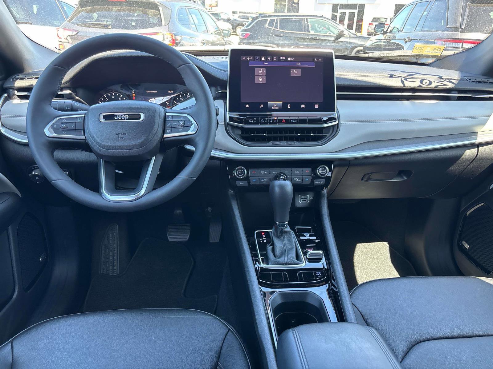Certified 2024 Jeep Compass Limited w/ Sun and Sound Group AWD/4WD image 12