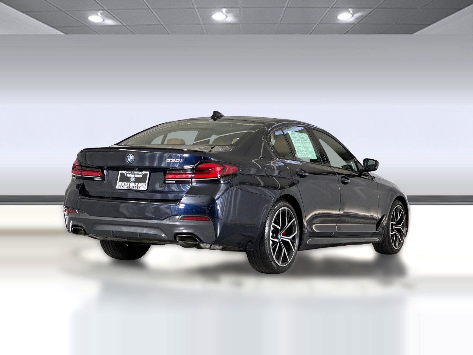 Used 2023 BMW 530i w/ M Sport Package RWD image 9
