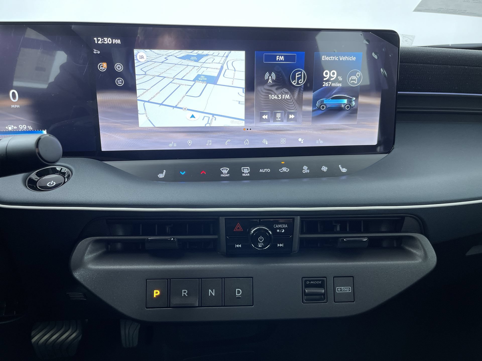 New 2026 Nissan Leaf SV+ w/ Floor Mat Package (SV+) FWD image 18