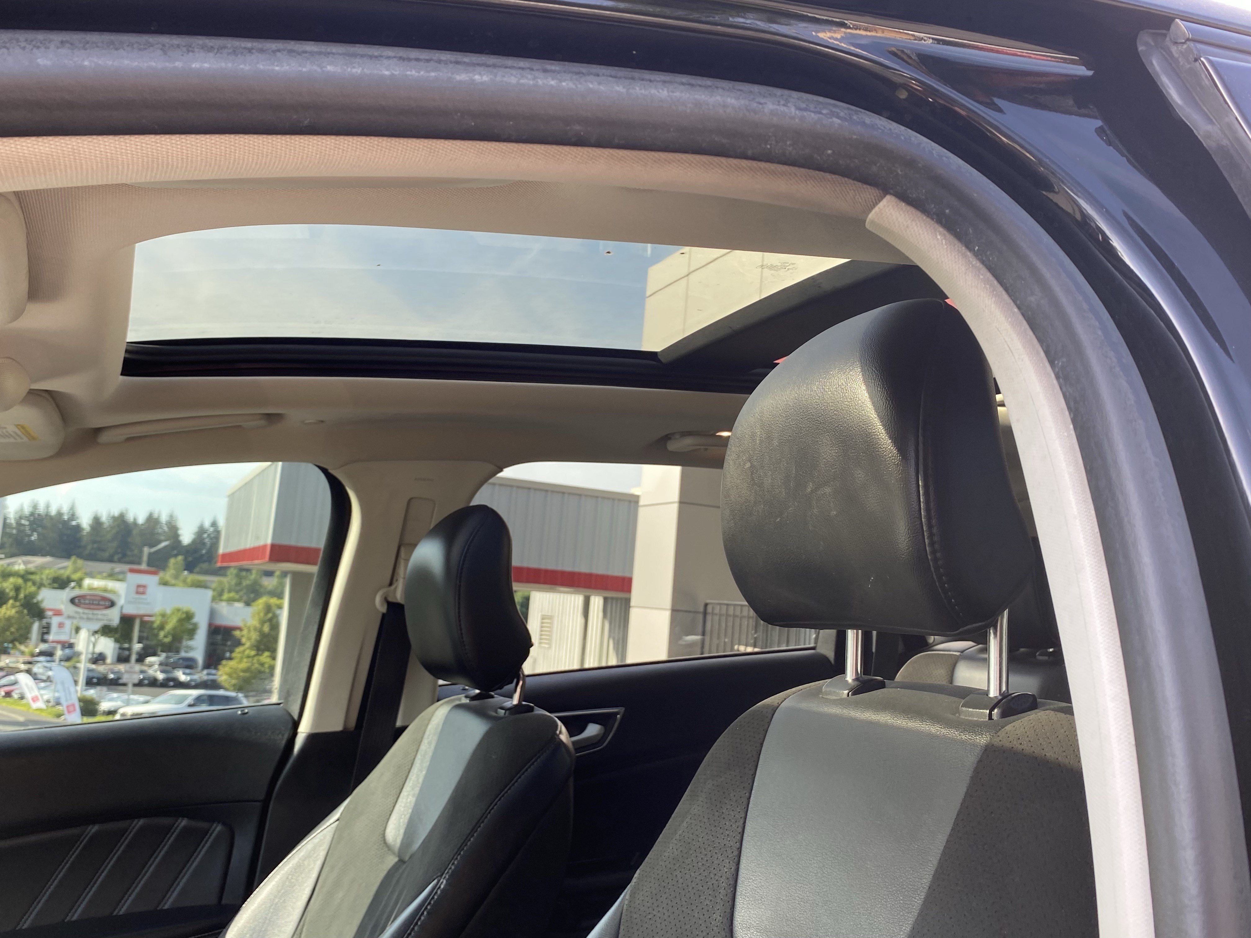 Used 2018 Ford Edge Sport w/ Equipment Group 401A AWD/4WD image 18
