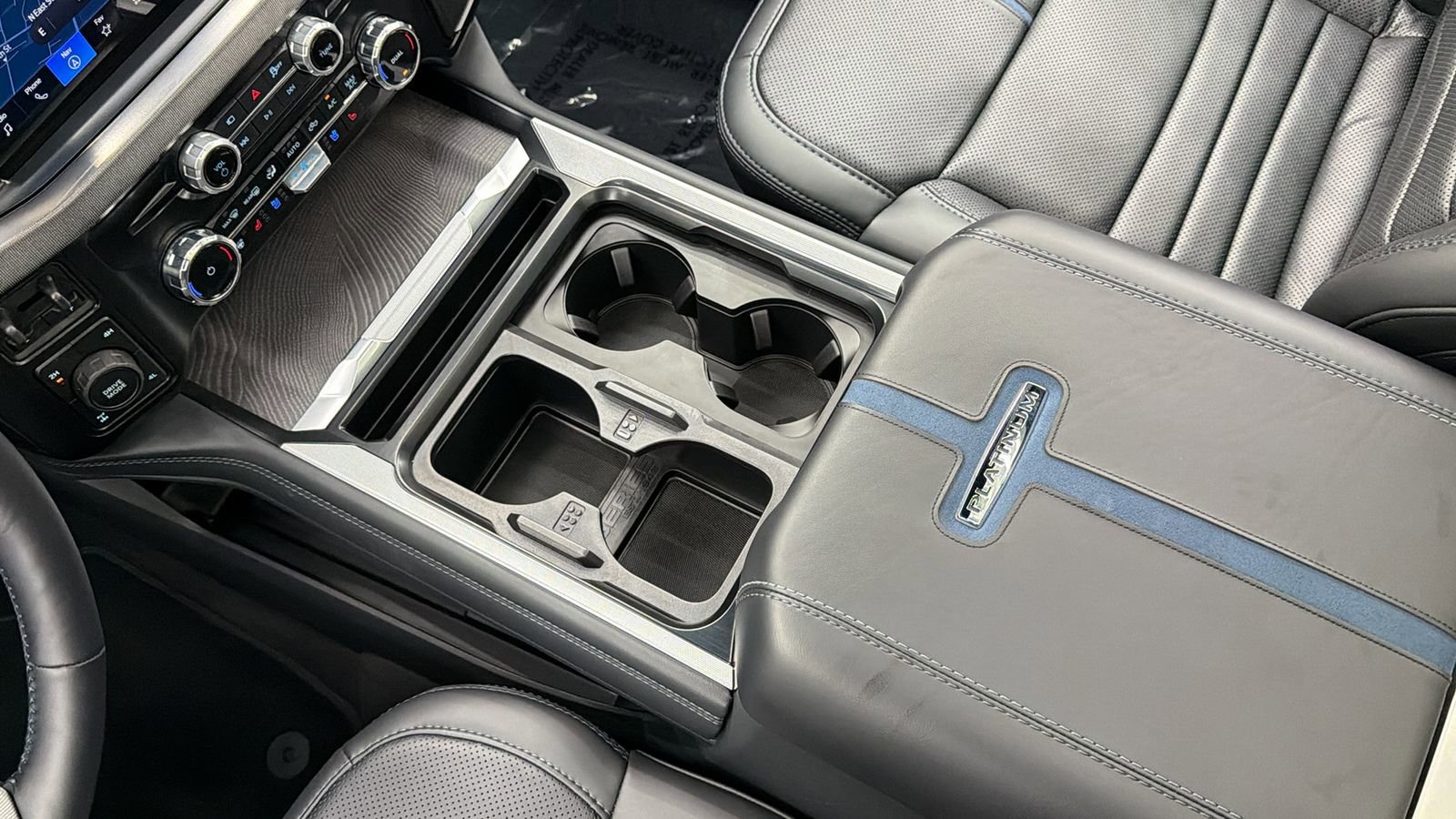 Used 2025 Ford F250 Platinum image 28