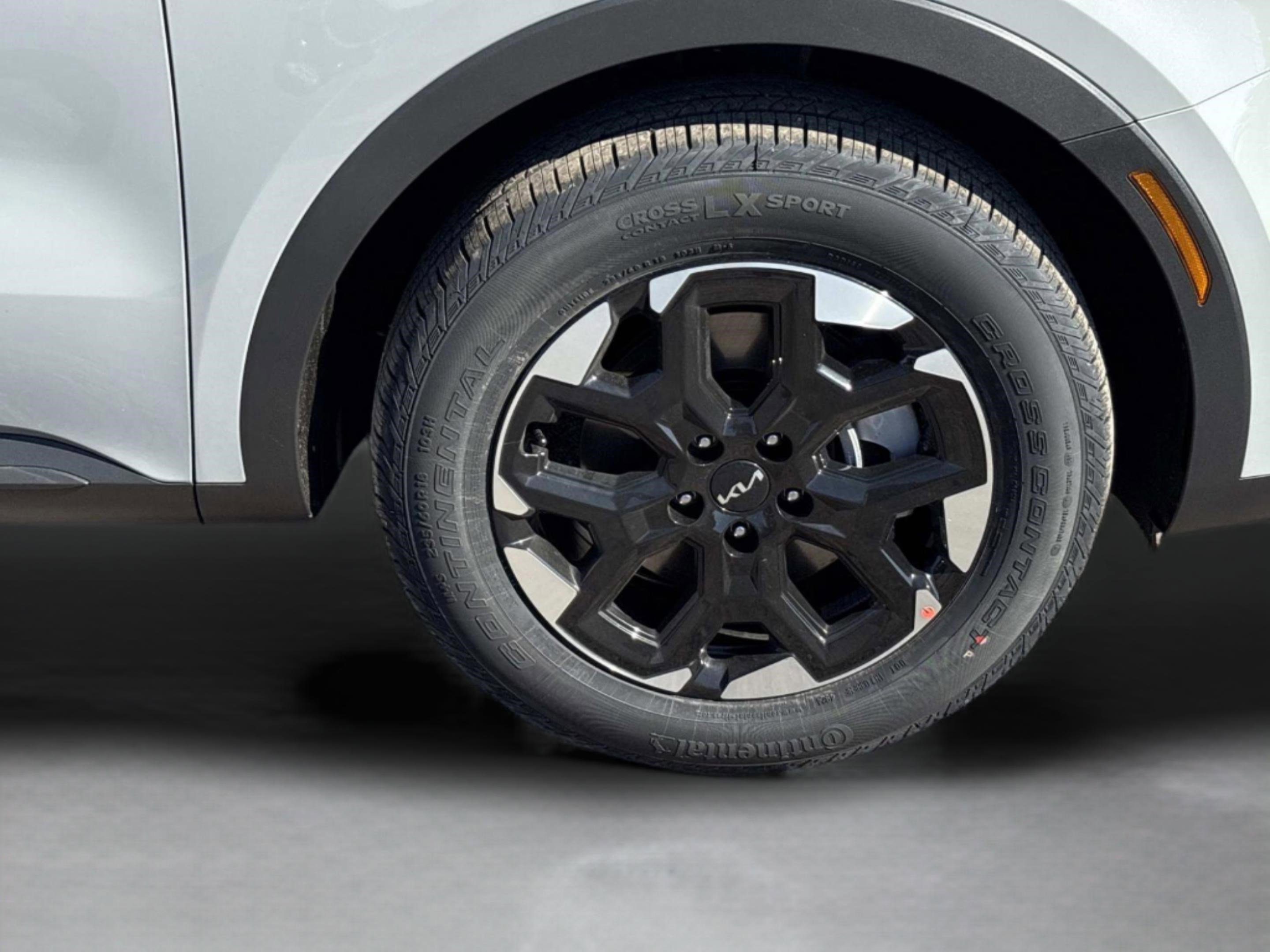 New 2026 Kia Sorento S image 32