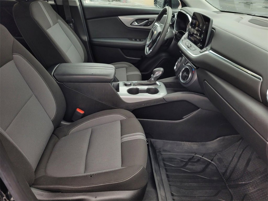 Used 2023 Chevrolet Blazer LT w/ Driver Confidence Package image 10