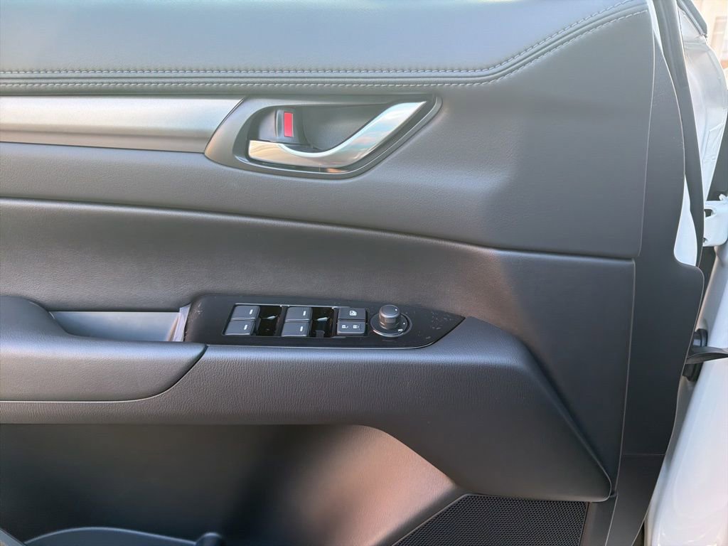 New 2025 MAZDA CX-5 AWD 2.5 S w/ Preferred Package image 13