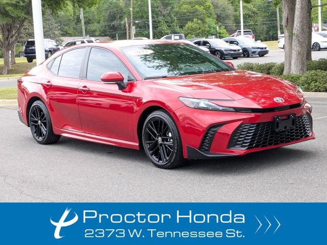 Used 2025 Toyota Camry SE