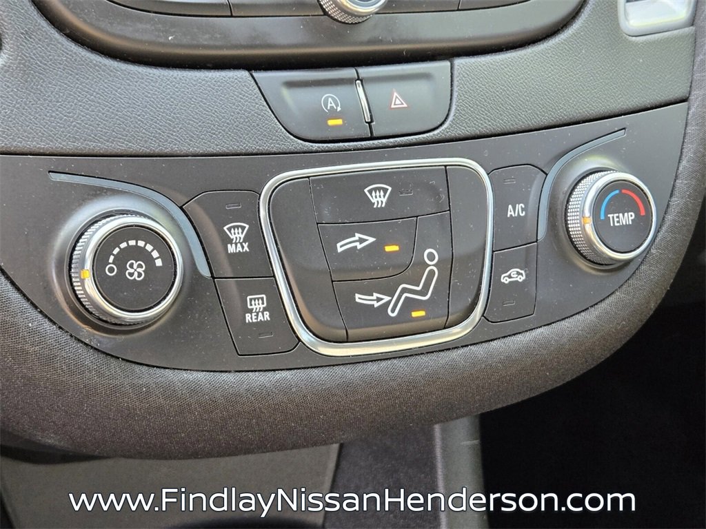 Used 2022 Chevrolet Malibu RS image 25