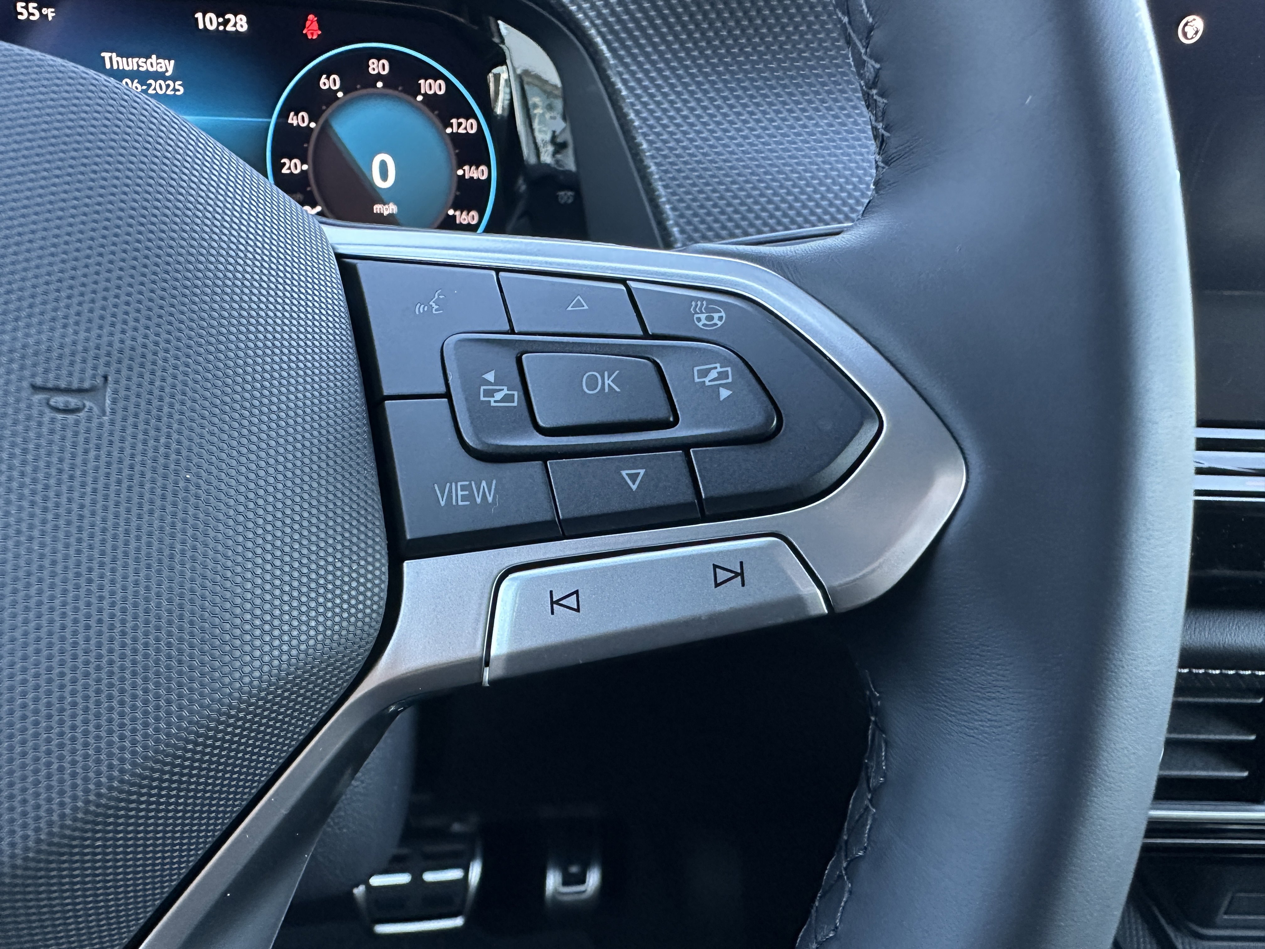 New 2026 Volkswagen Atlas Cross Sport SEL R-Line image 12