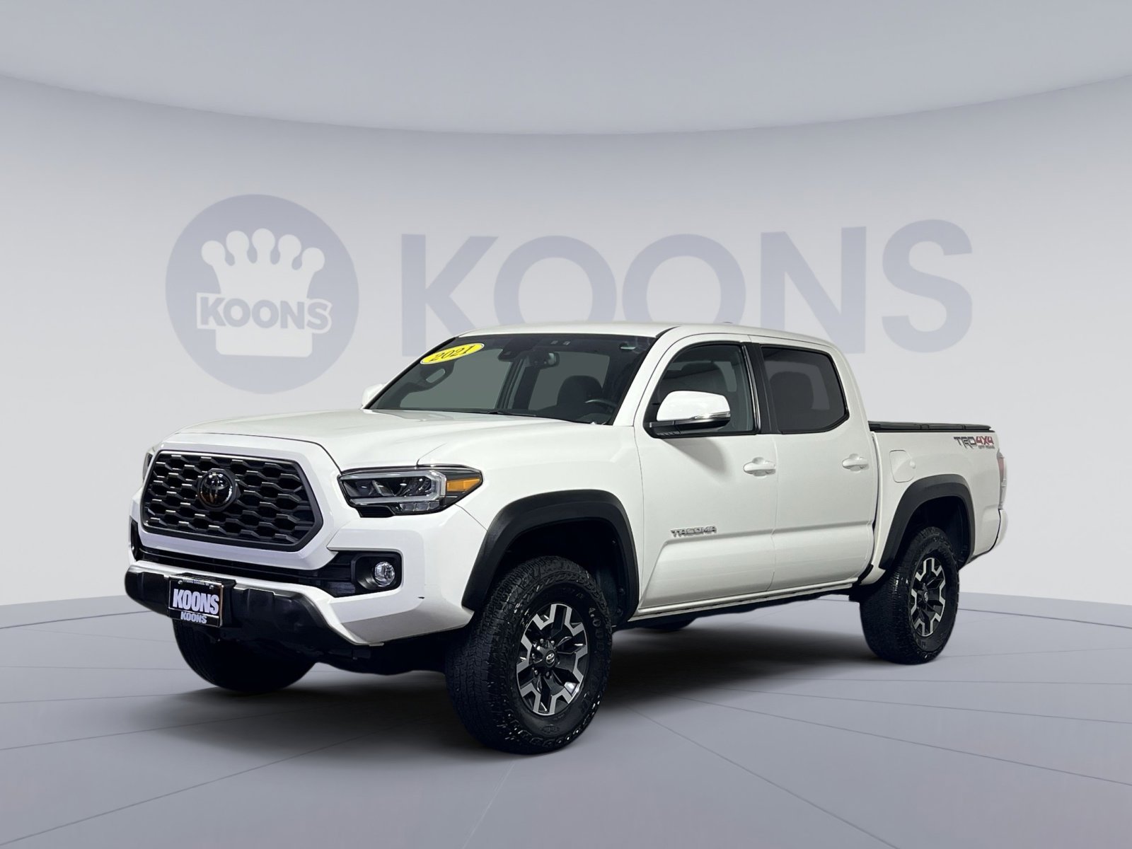 Used 2021 Toyota Tacoma TRD Off-Road w/ Technology Package AWD/4WD image 1
