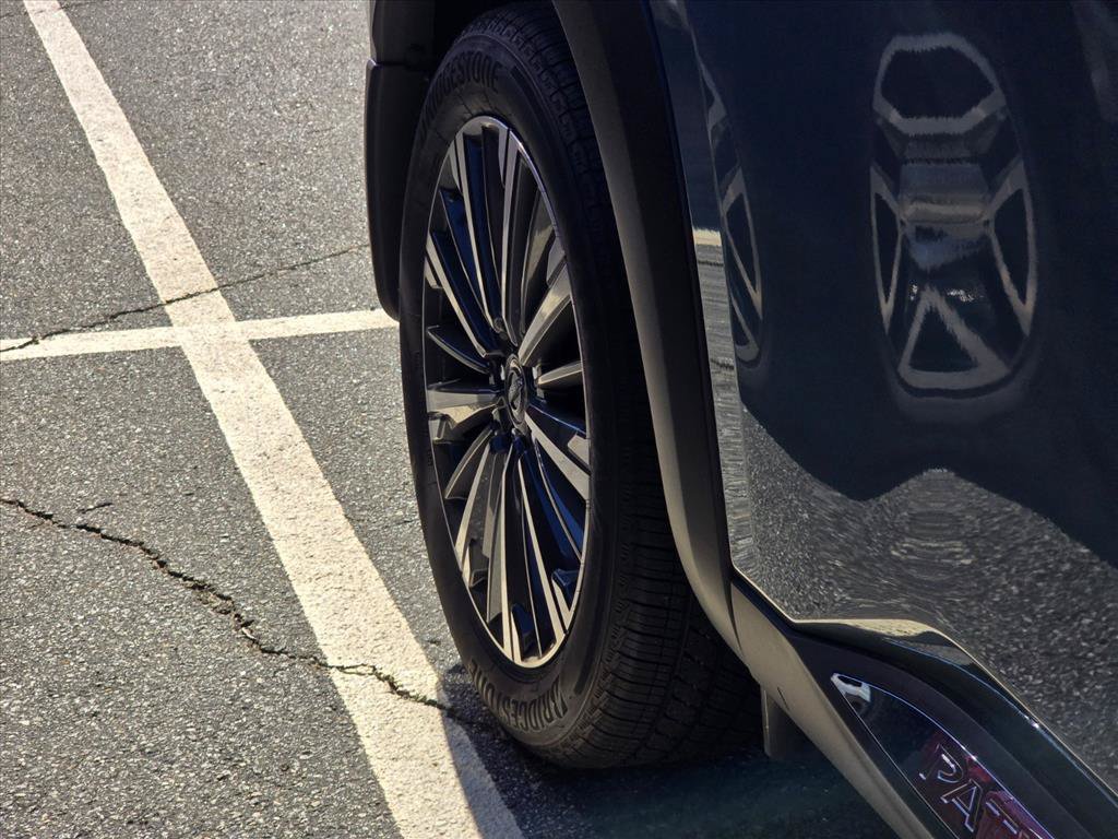New 2026 Nissan Pathfinder Platinum AWD/4WD image 19