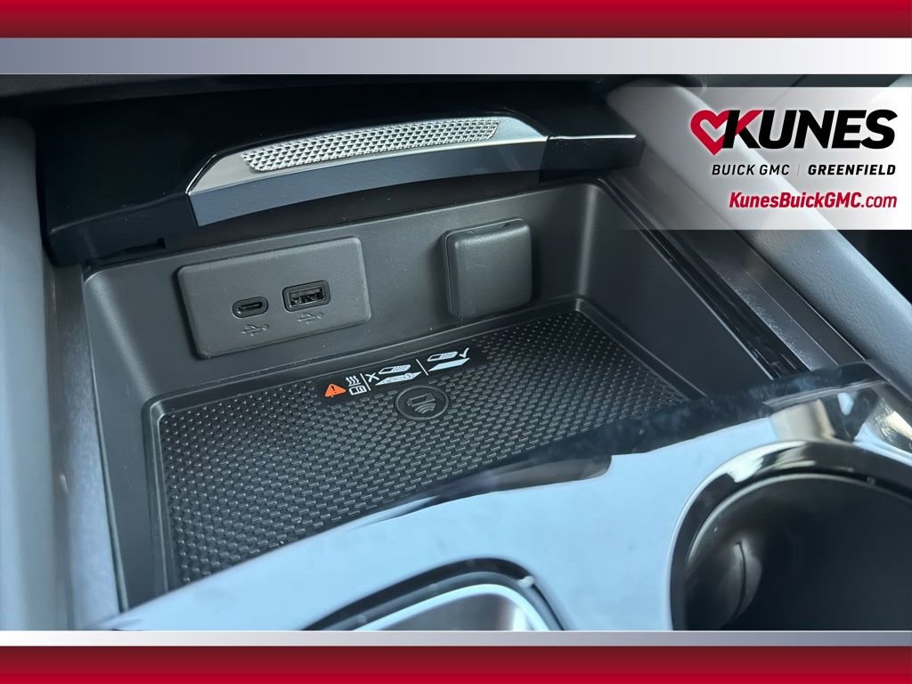 New 2026 Buick Envision Sport Touring image 32