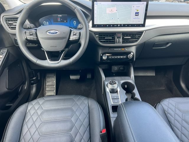 Used 2023 Ford Escape Platinum w/ Premium Technology Package AWD/4WD image 3