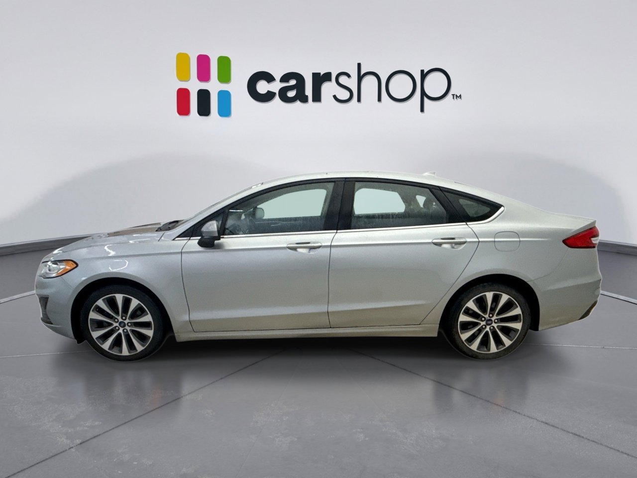 Used 2020 Ford Fusion SE AWD/4WD image 2