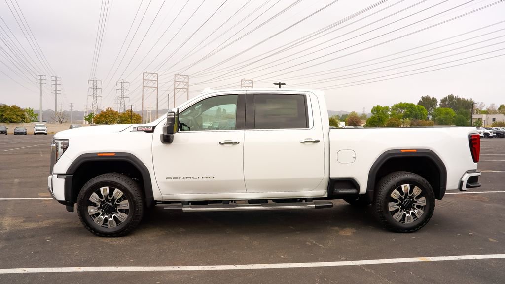 New 2026 GMC Sierra 2500 Denali w/ Denali Reserve Package image 8