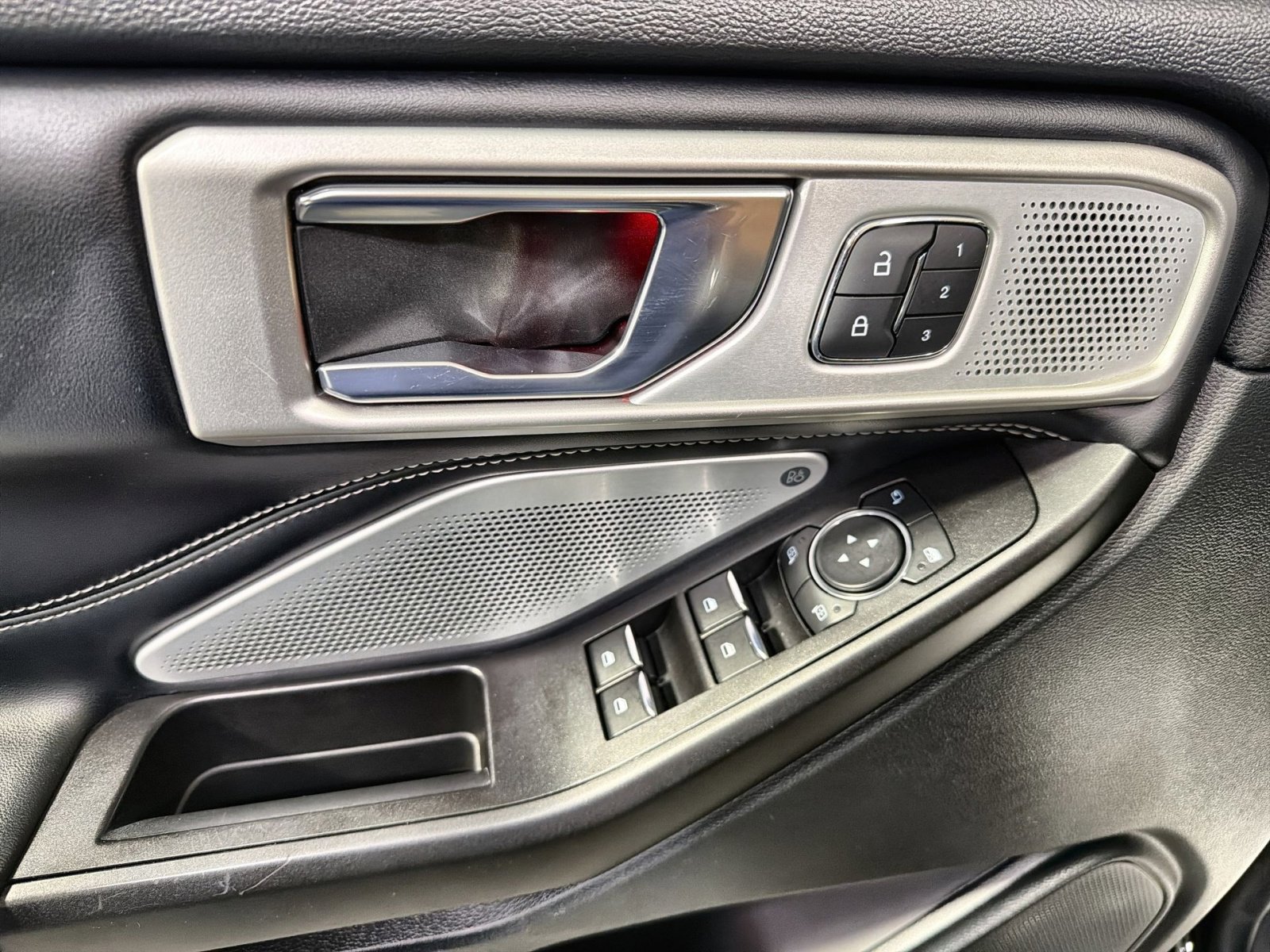 Used 2020 Ford Explorer ST w/ Premium Technology Package image 46