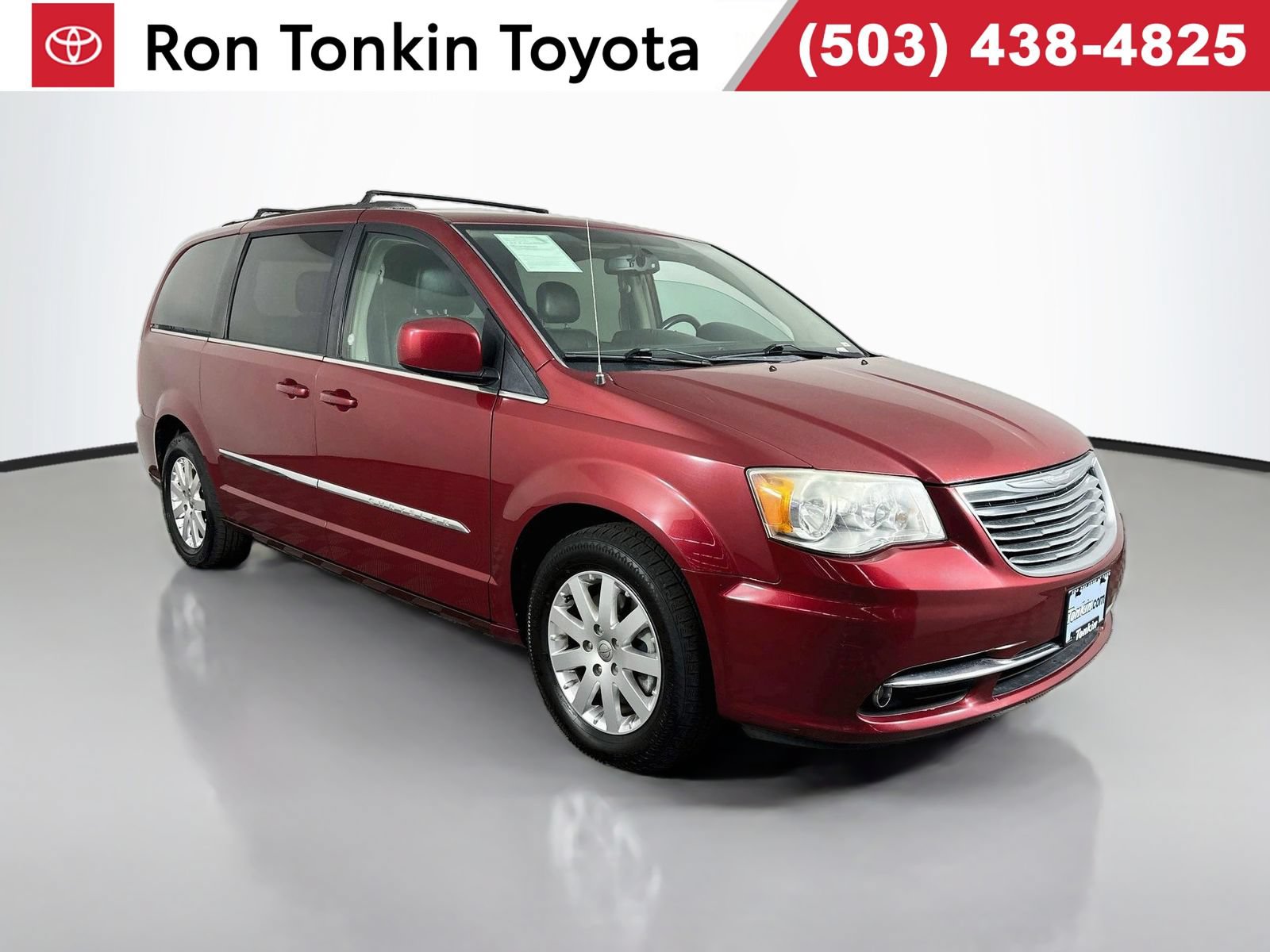 Used 2016 Chrysler Town & Country Touring