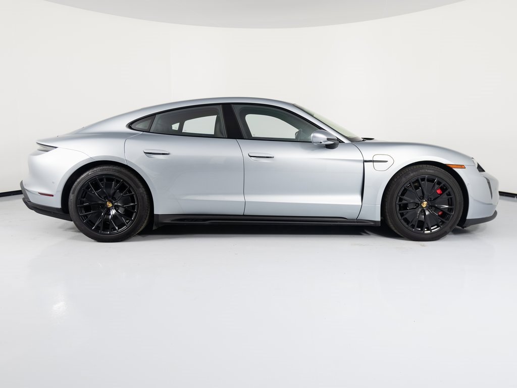 Certified 2022 Porsche Taycan GTS image 8