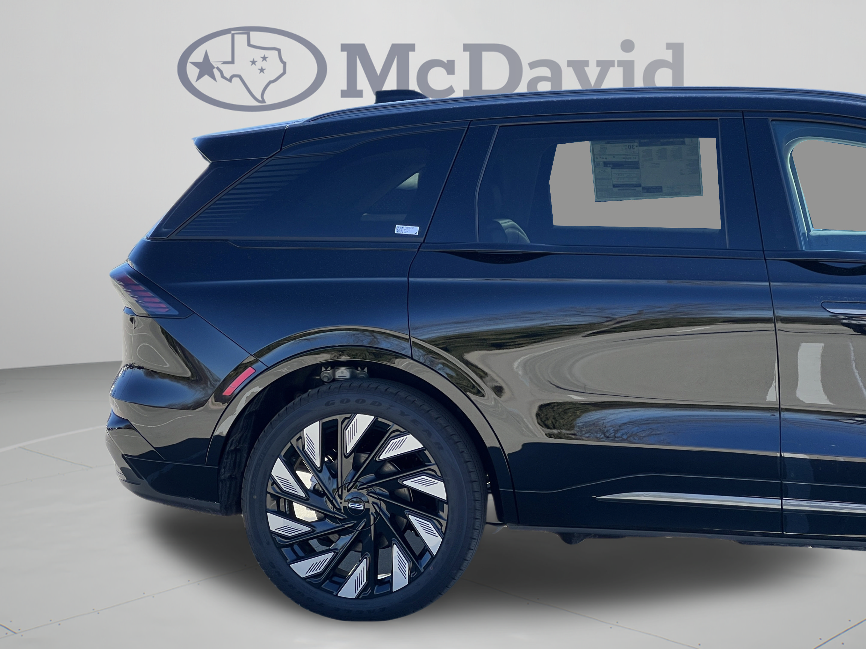 New 2026 Lincoln Nautilus Reserve w/ Jet Appearance Package AWD/4WD image 33