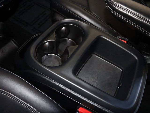 Used 2026 Chrysler Pacifica Select image 19