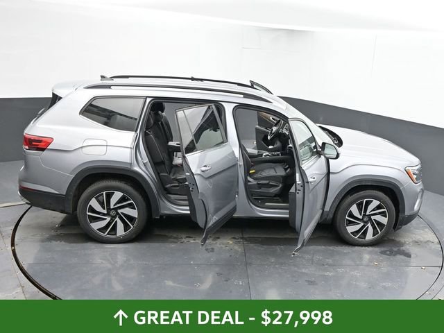 Used 2024 Volkswagen Atlas SE AWD/4WD image 48