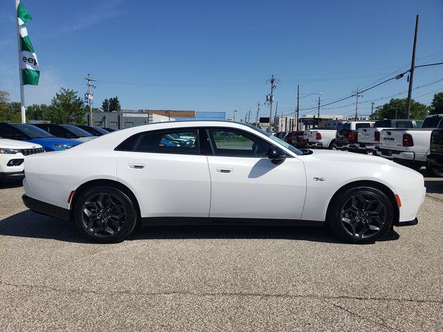New 2026 Dodge Charger R/T AWD/4WD image 2