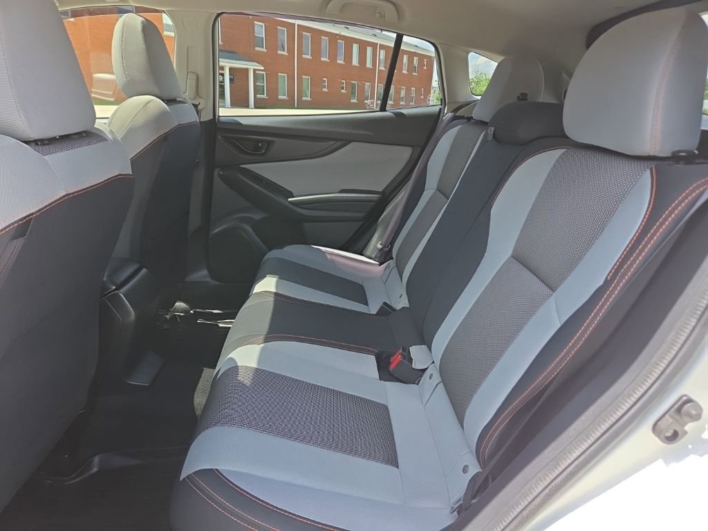 Used 2022 Subaru Crosstrek 2.0i Premium w/ Moonroof Package AWD/4WD image 19
