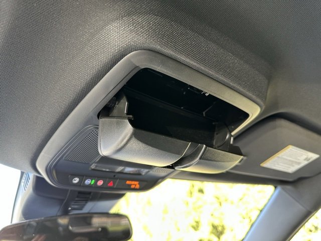 New 2026 Chevrolet Traverse LT image 24