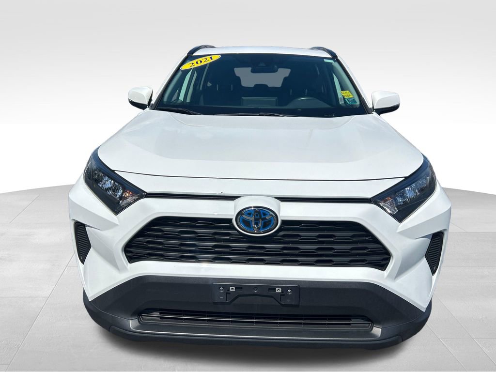 Certified 2021 Toyota RAV4 LE AWD/4WD image 9