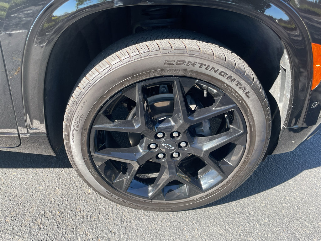 Used 2024 Chevrolet Traverse RS image 8
