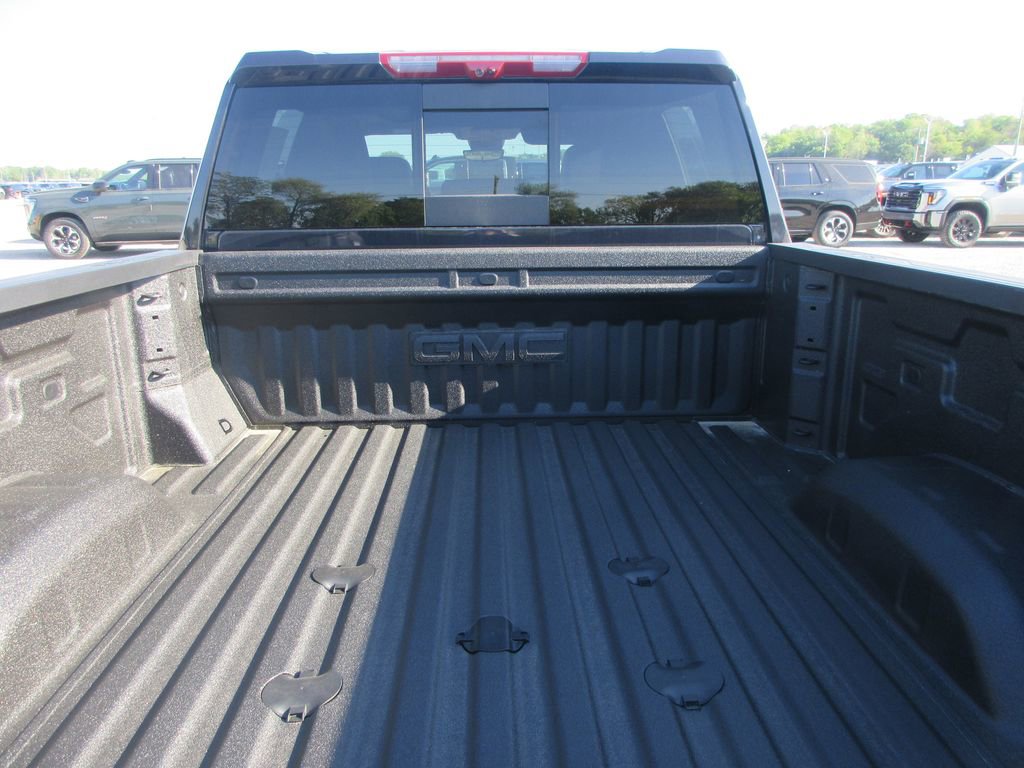 New 2026 GMC Sierra 3500 AT4 w/ AT4 Premium Plus Package AWD/4WD image 6