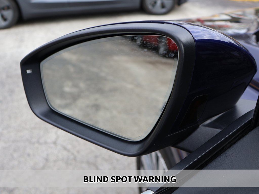 Used 2023 Audi Q4 e-tron Premium Plus w/ Premium Plus image 7