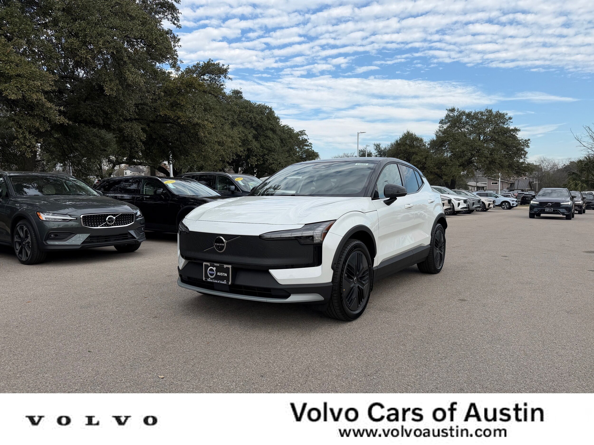 New 2026 Volvo EX30 Cross Country Ultra w/ Protection Package Premier AWD/4WD video 1