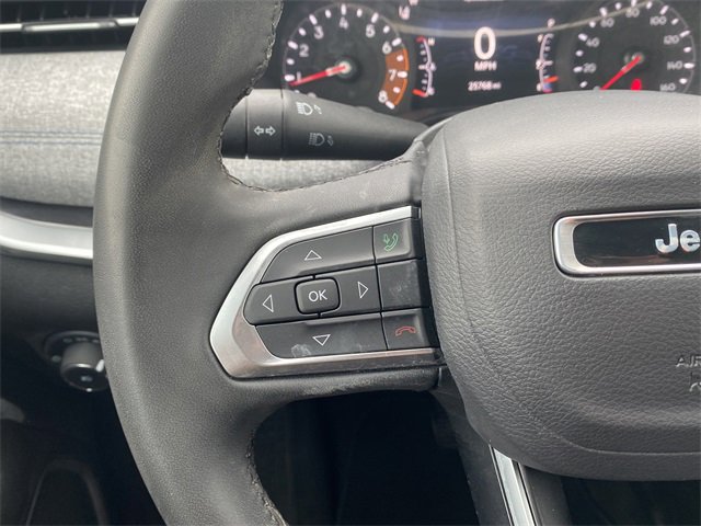 Used 2024 Jeep Compass Latitude image 23