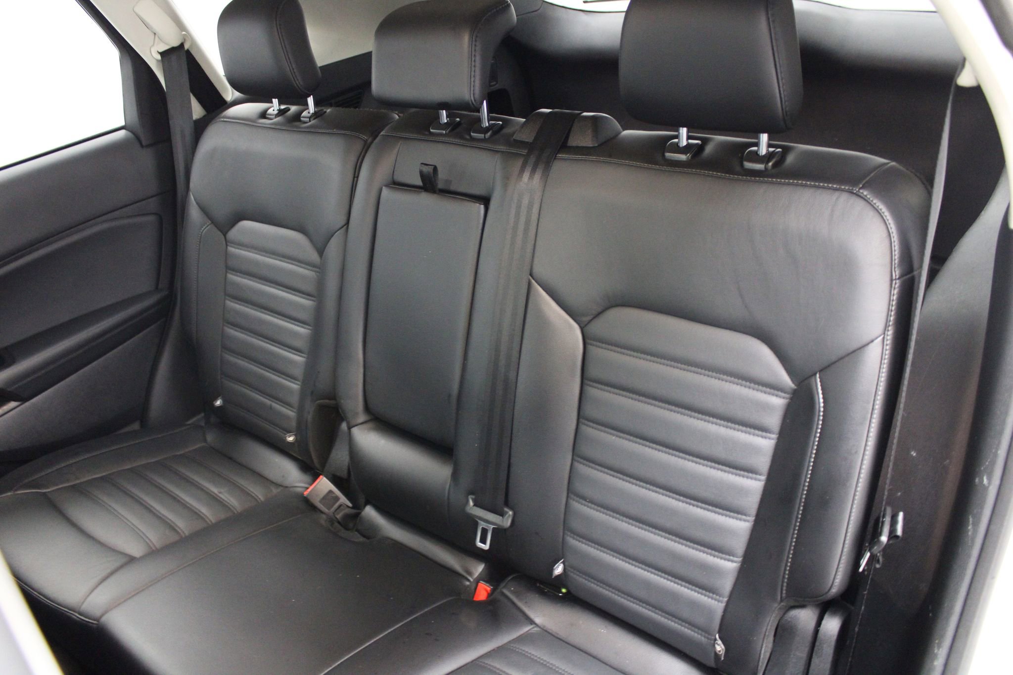 Used 2018 Ford Edge SEL w/ Equipment Group 201A image 18