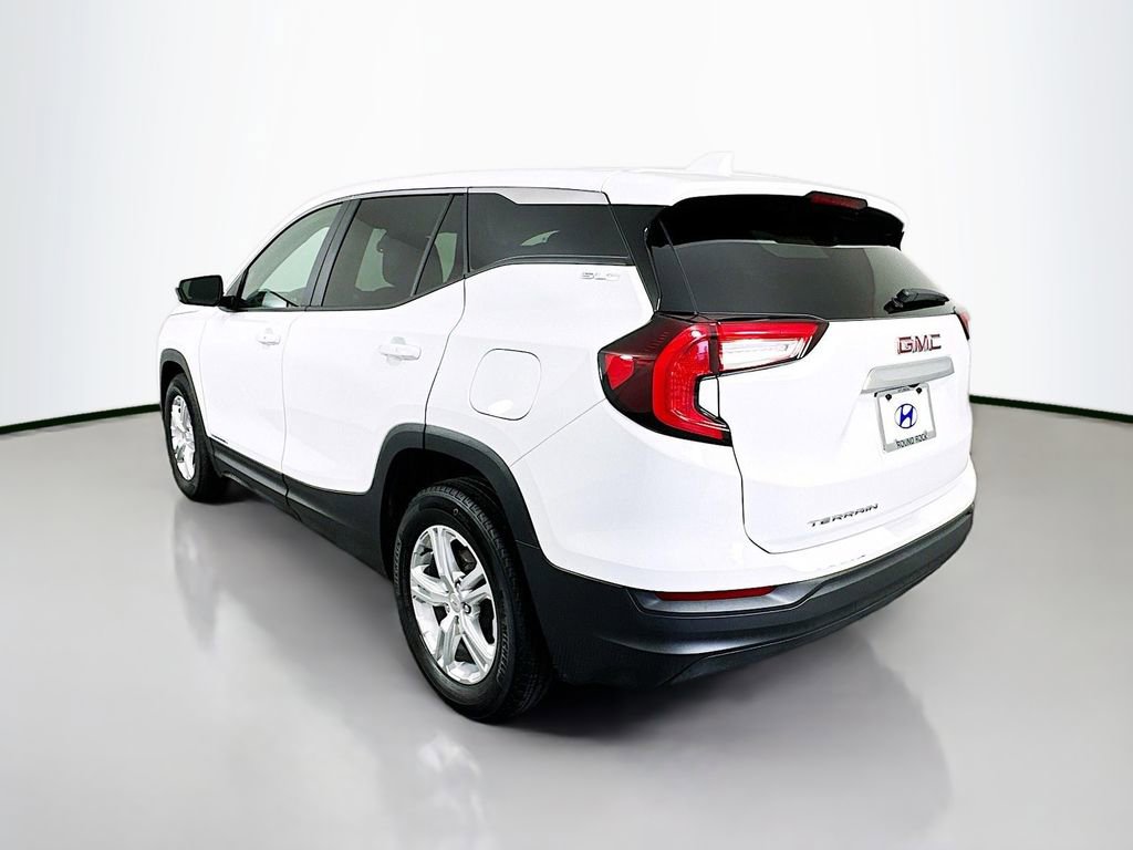 Used 2024 GMC Terrain SLE FWD image 7