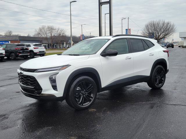 Used 2024 Chevrolet Trax ACTIV w/ Sunroof Package image 4