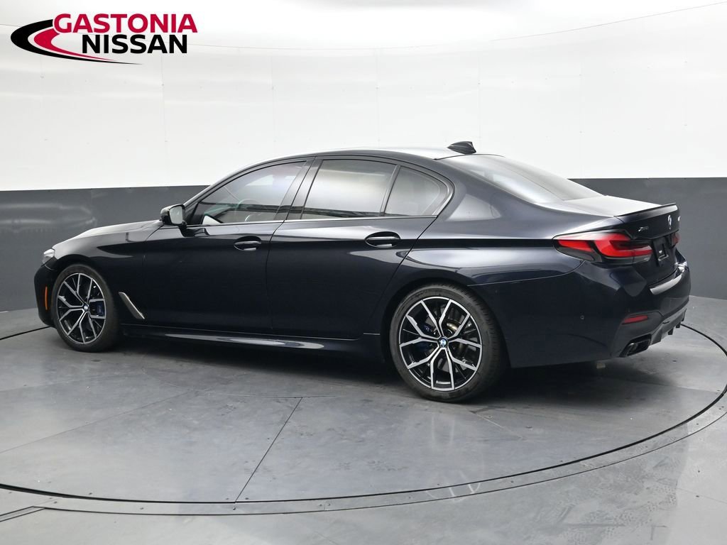 Used 2023 BMW M550i xDrive w/ Dynamic Handling Package image 6