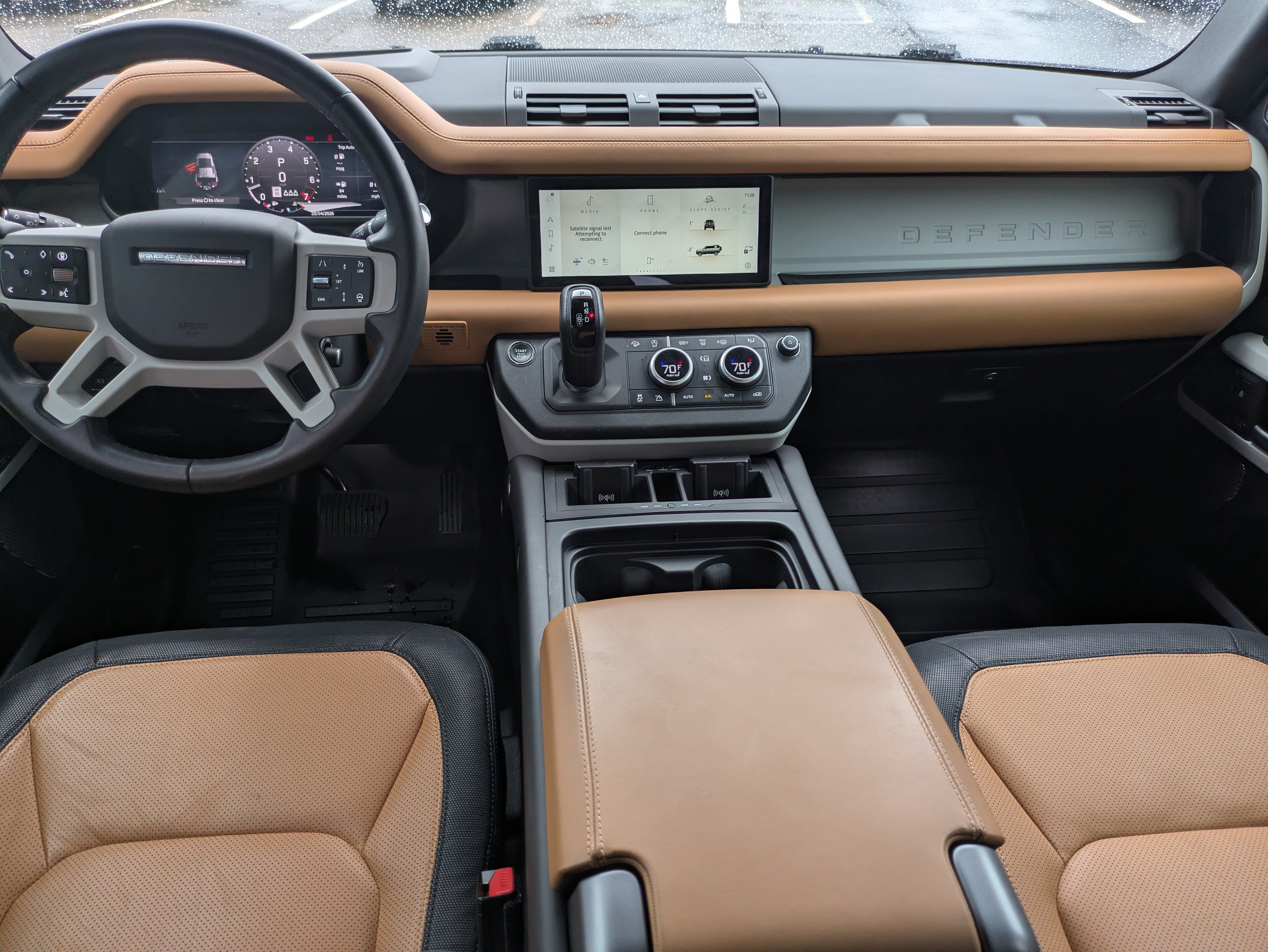 Used 2024 Land Rover Defender 110 X-Dynamic SE AWD/4WD image 43
