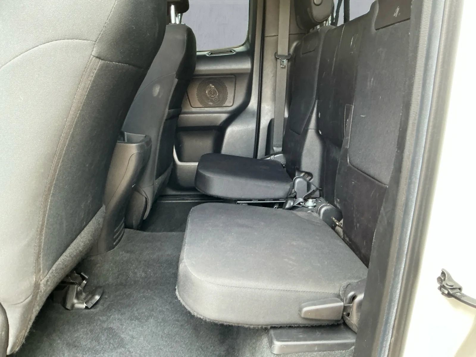 Used 2022 Toyota Tacoma TRD Off-Road image 14