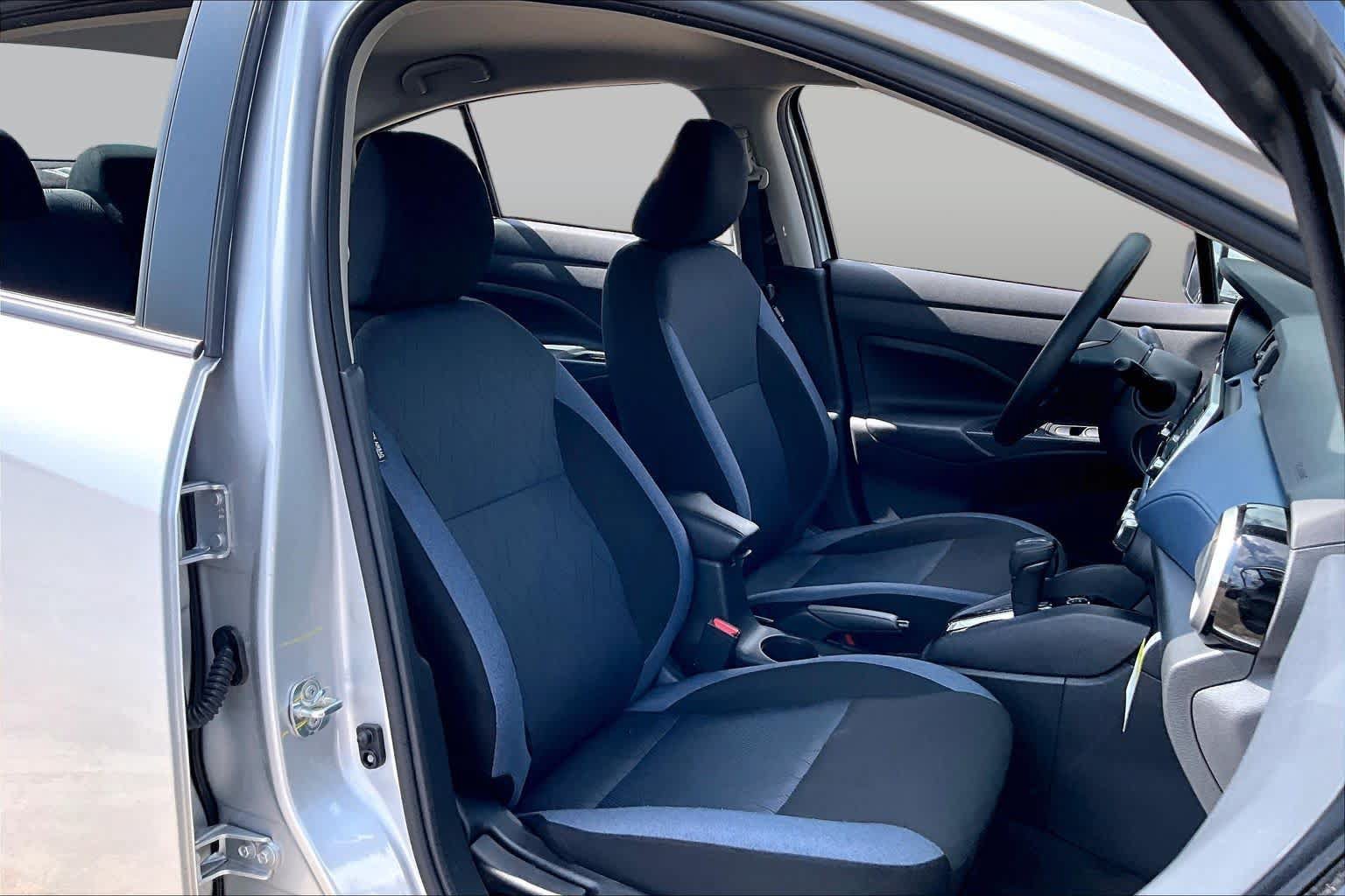 Certified 2025 Nissan Versa SV w/ Trunk Package FWD image 9