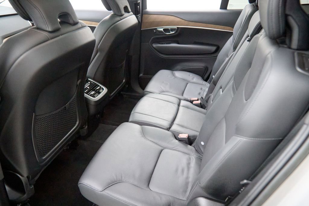 Certified 2023 Volvo XC90 B6 Plus w/ Protection Package Premier image 24