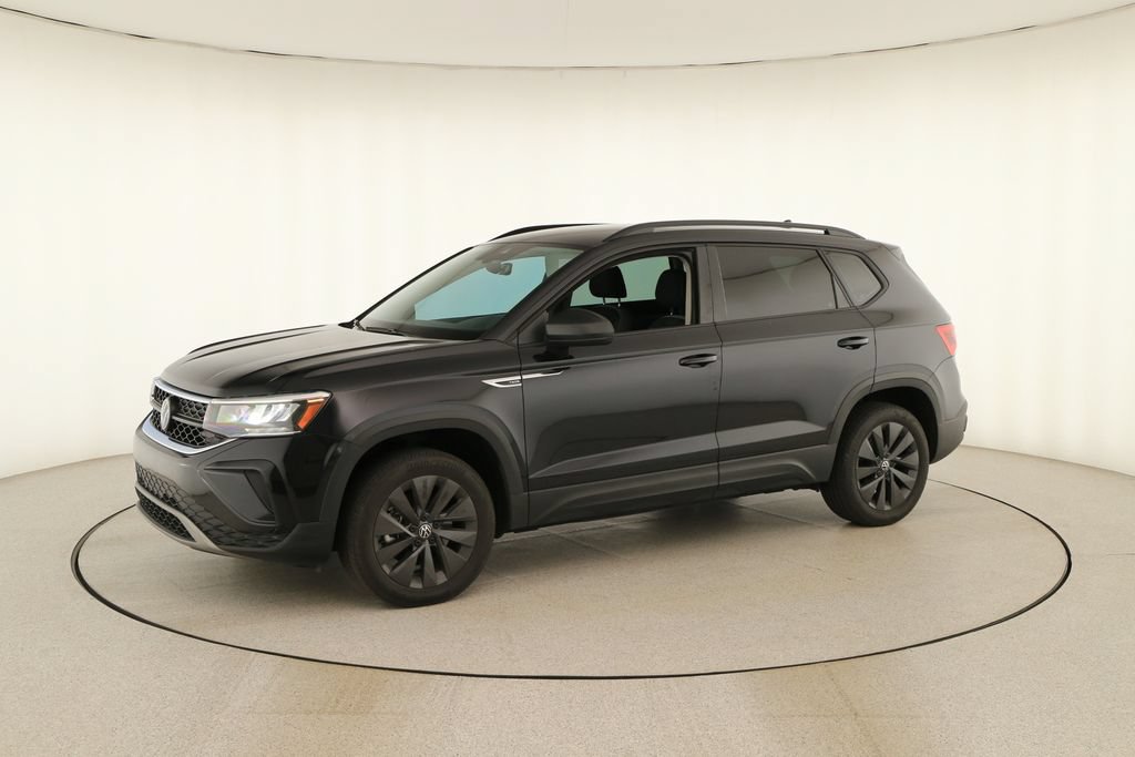 Used 2024 Volkswagen Taos S FWD image 13