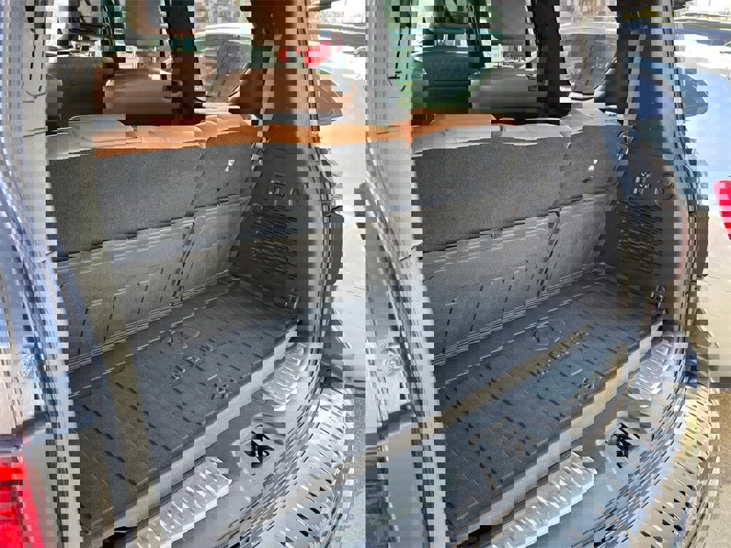 Used 2023 INFINITI QX80 Sensory w/ All-Season Package image 38