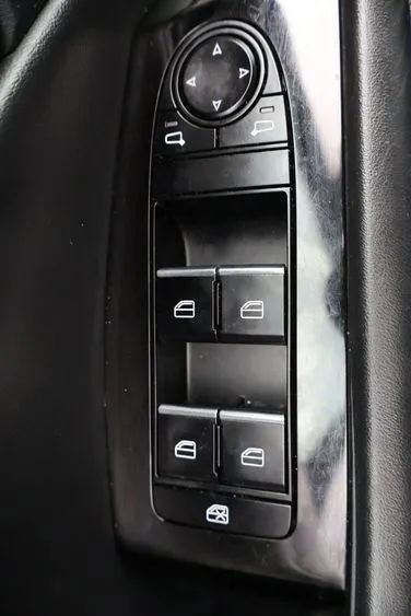 Used 2023 MAZDA CX-30 AWD 2.5 S w/ Preferred Package image 21