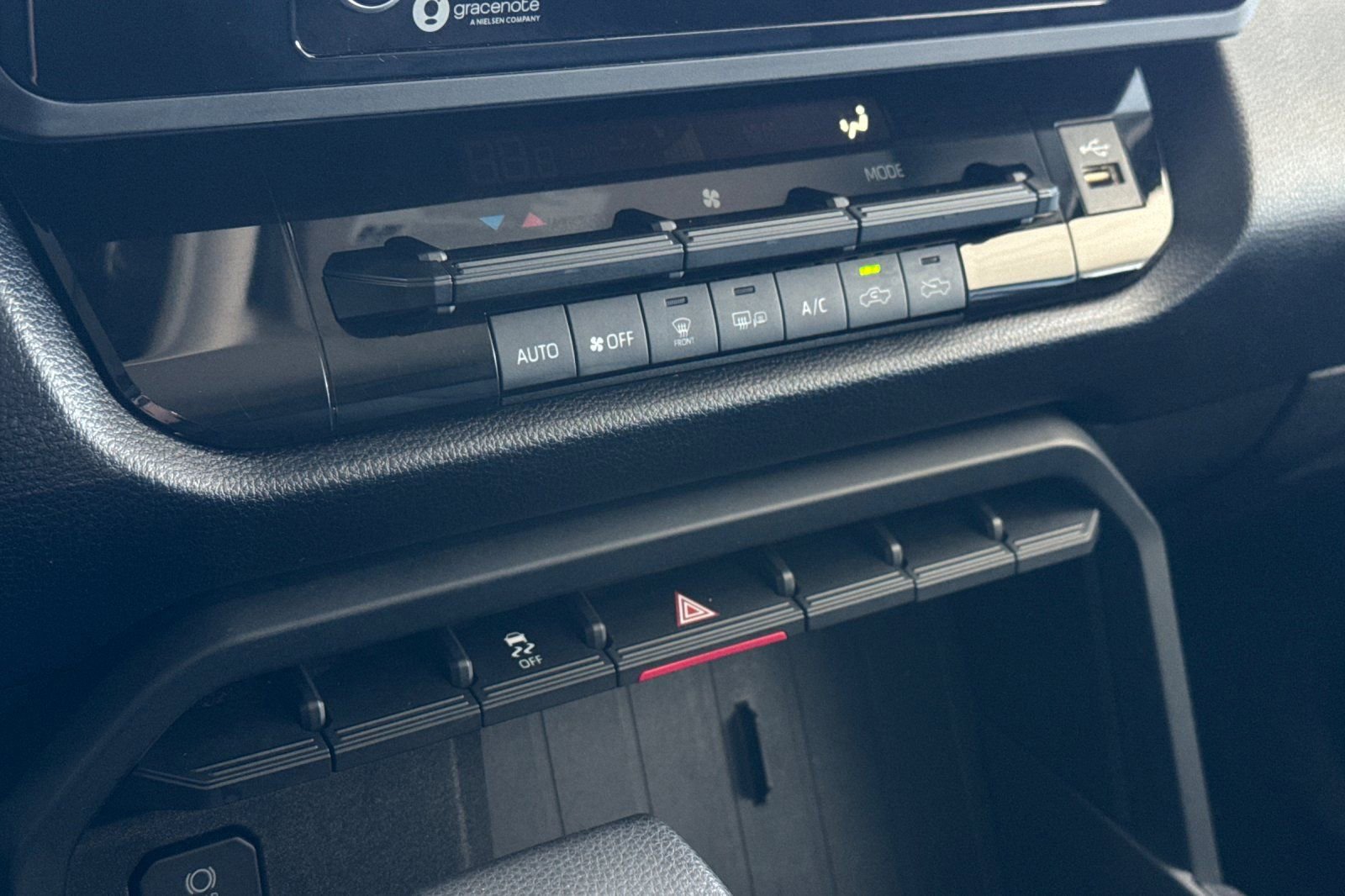 Used 2022 Toyota Tundra SR w/ SR Tow Package image 22