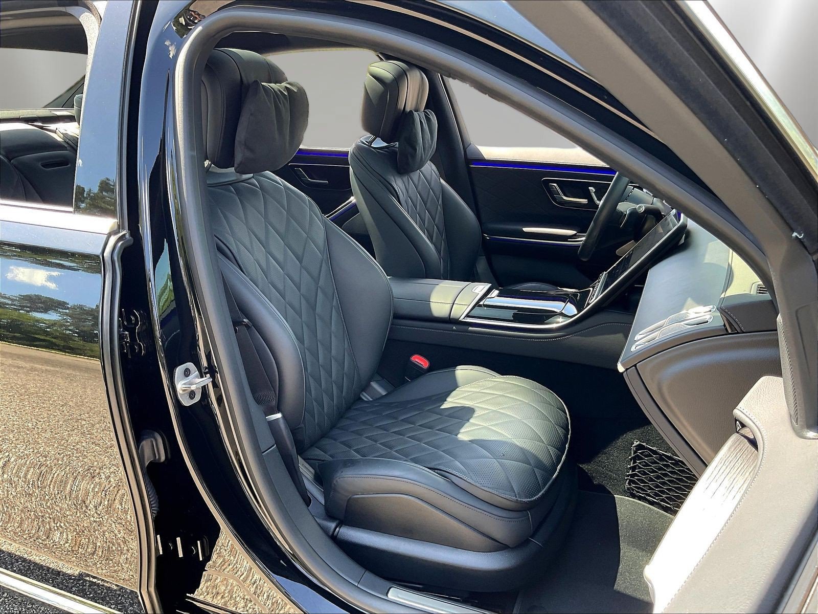 Certified 2025 Mercedes-Benz S 580 4MATIC Sedan image 31
