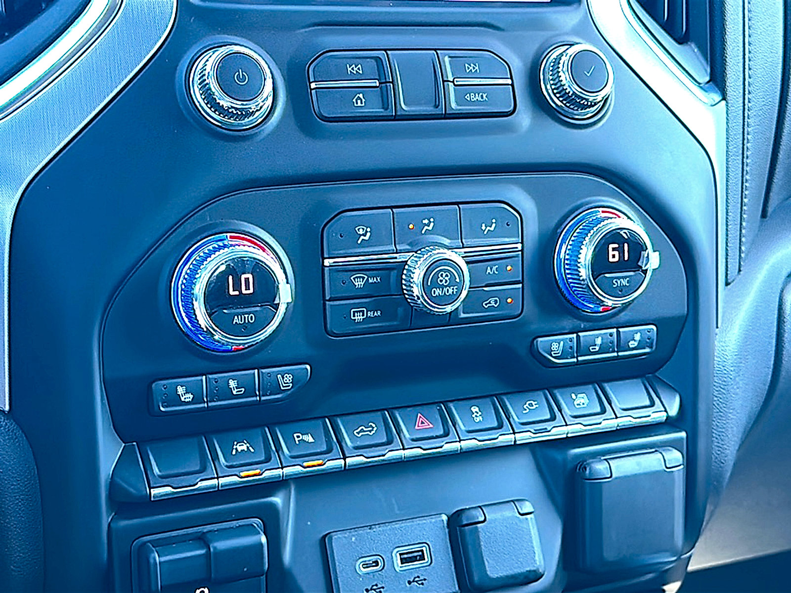 Used 2022 GMC Sierra 1500 SLT image 34