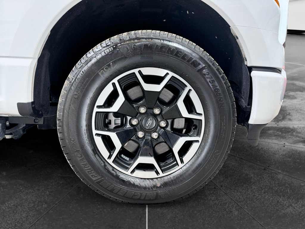 Used 2023 Ford F150 Lightning XLT AWD/4WD image 38