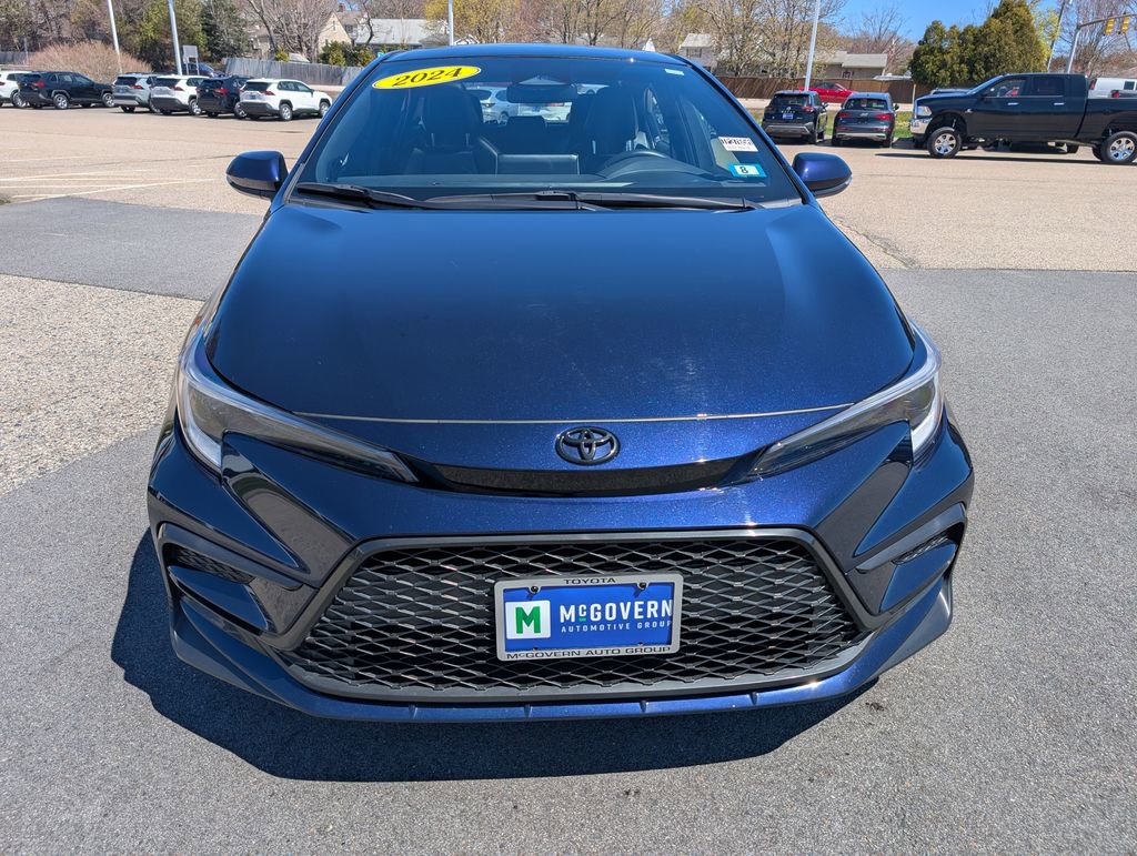 Used 2024 Toyota Corolla XSE FWD image 9